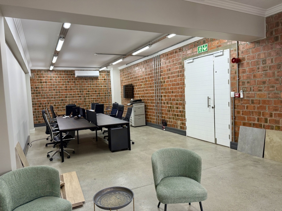 To Let Commercial Property for Rent in Paardevlei Western Cape